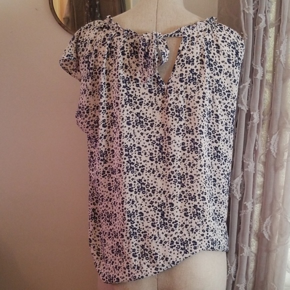 Flower print top - Picture 3 of 4